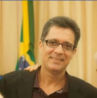 Dr. Vicente de Paula